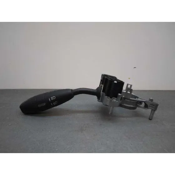 Mando Limpia para Mercedes-Benz Clase B (W245)