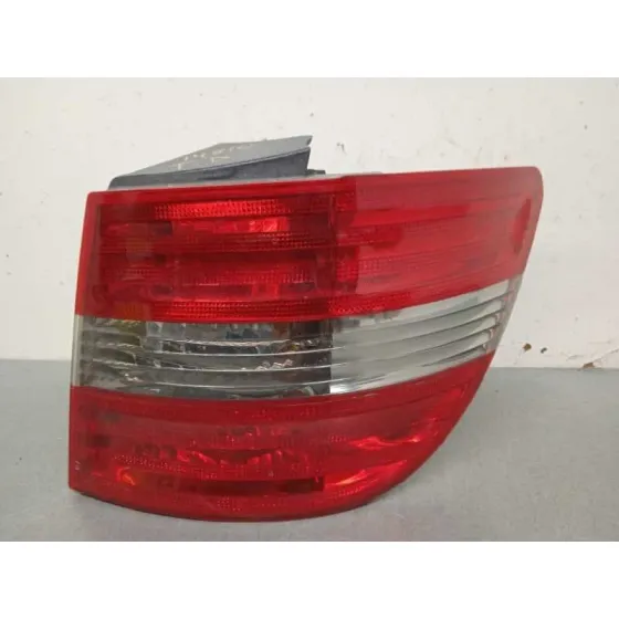 Piloto Trasero Derecho para Mercedes-Benz Clase B (W245)