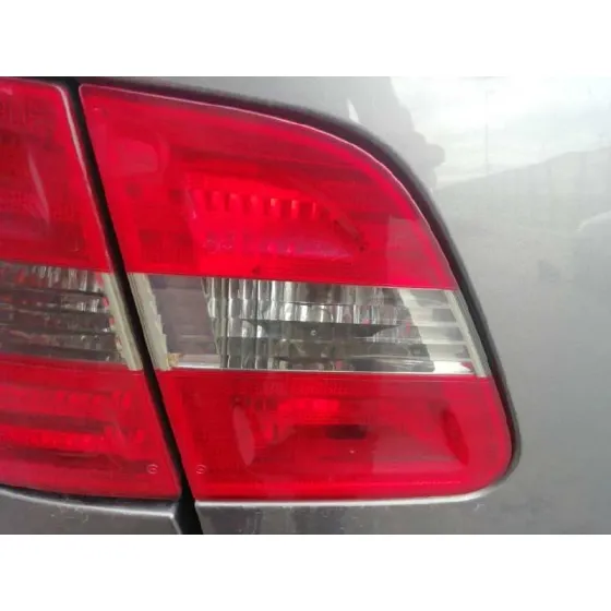 Piloto Trasero Izquierdo Interior para Mercedes-Benz Clase B (W245)