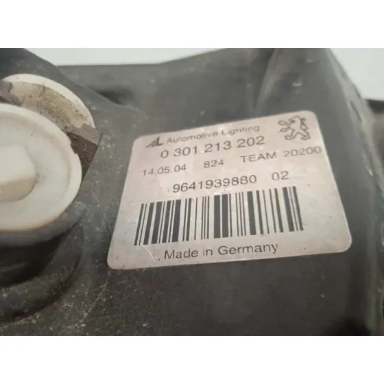 Faro Derecho para Peugeot 407
