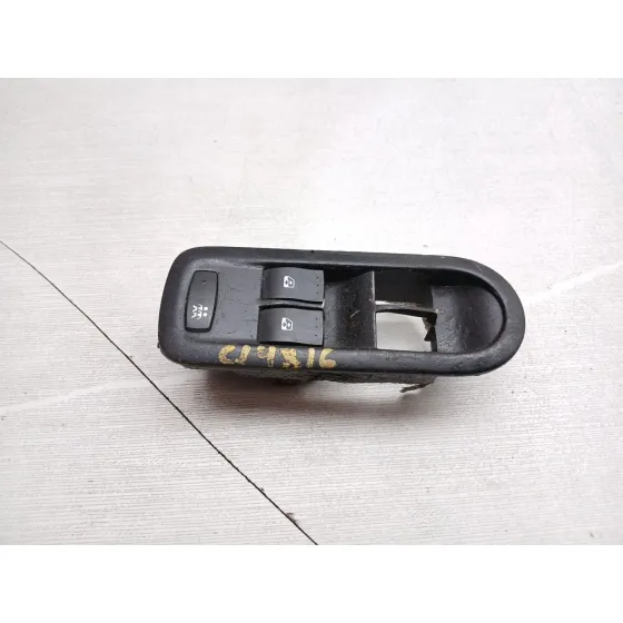 Mando Elevalunas Delantero Izquierdo para Renault Megane Ii Berlina 5P