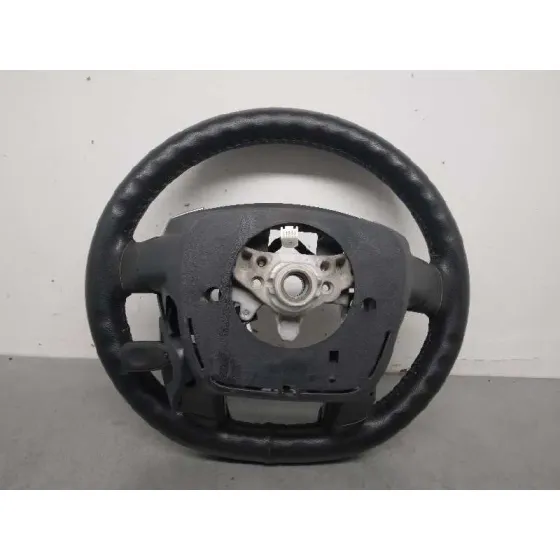 Volante para Toyota Prius+