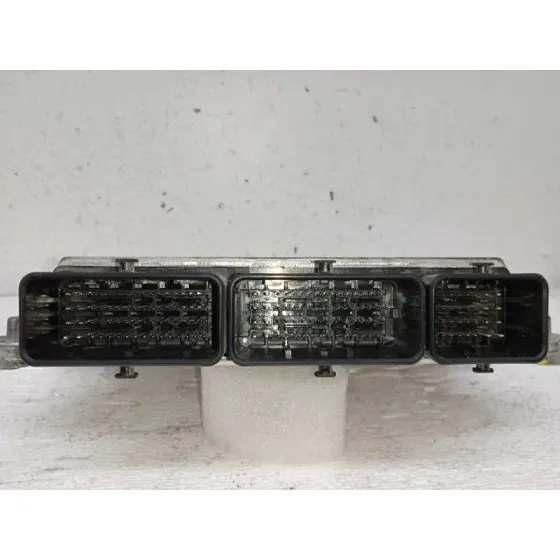 Centralita Motor Uce para Dacia Sandero