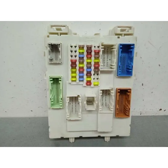 Caja Reles / Fusibles para Ford C-Max