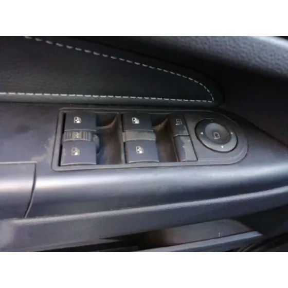 Mando Elevalunas Delantero Izquierdo para Opel Zafira B