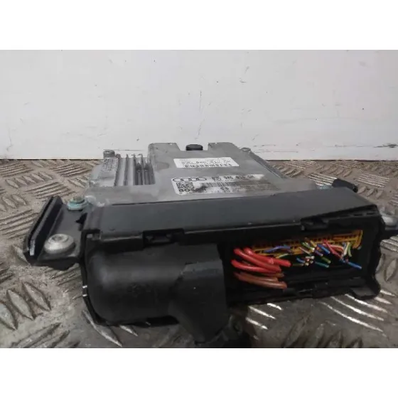Centralita Motor Uce para Audi A4 Avant (8E)