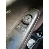 Mando Elevalunas Delantero Izquierdo para Ford Tourneo Courier (C4A)