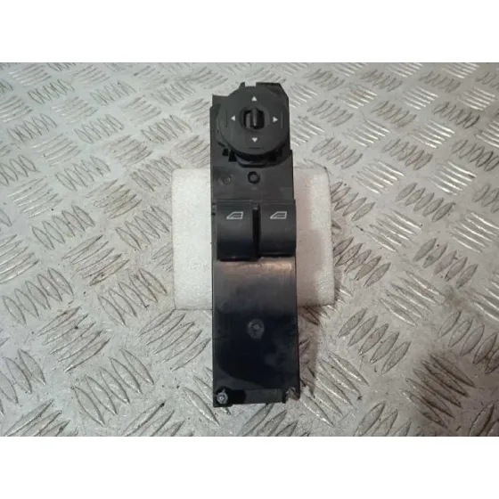 Mando Elevalunas Delantero Izquierdo para Ford Tourneo Courier (C4A)