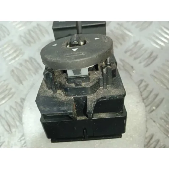 Mando Elevalunas Delantero Izquierdo para Ford Tourneo Courier (C4A)
