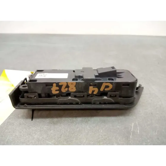 Mando Elevalunas Delantero Izquierdo para Land Rover Evoque