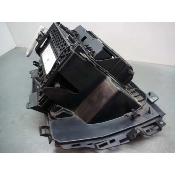 Guantera para Land Rover Evoque