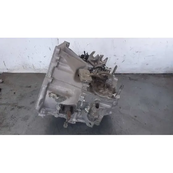 Caja Cambios para Mazda 3 Lim. ()