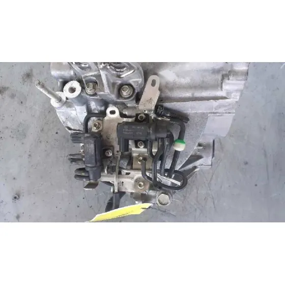 Caja Cambios para Mazda 3 Lim. ()