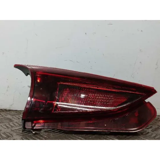 Piloto Trasero Izquierdo Interior para Mazda 3 Lim. ()