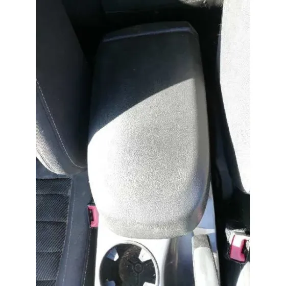 Apoyabrazos Central para Ford Kuga (Cbs)