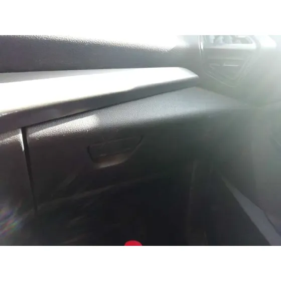 Guantera para Ford Kuga (Cbs)