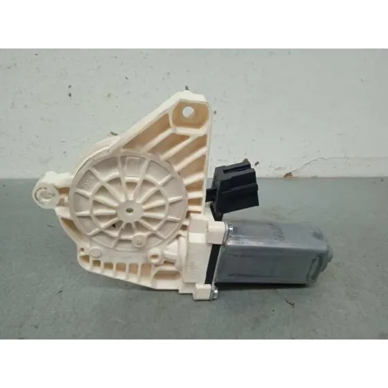 Motor Elevalunas Delantero Izquierdo para Mercedes-Benz Clase B (W245)