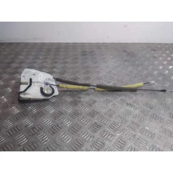 Cerradura Puerta Delantera Derecha para Mazda 3 Lim. ()