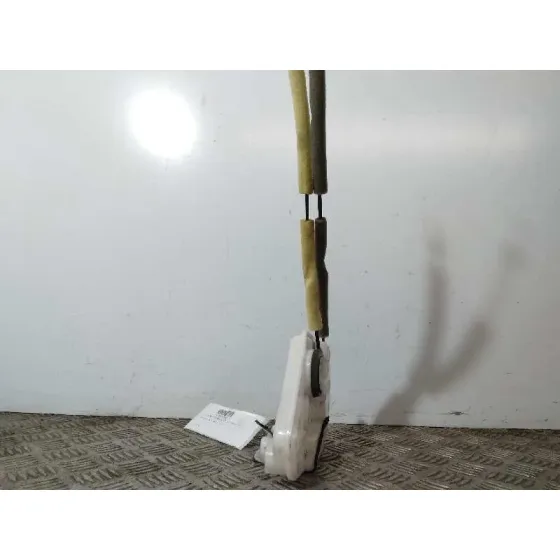Cerradura Puerta Delantera Izquierda para Mazda 3 Lim. ()