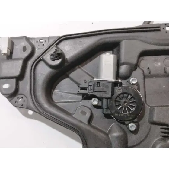 Elevalunas Delantero Derecho para Mazda 3 Lim. ()
