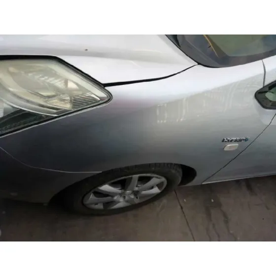 Aleta Delantera Izquierda para Toyota Prius (Nhw20)
