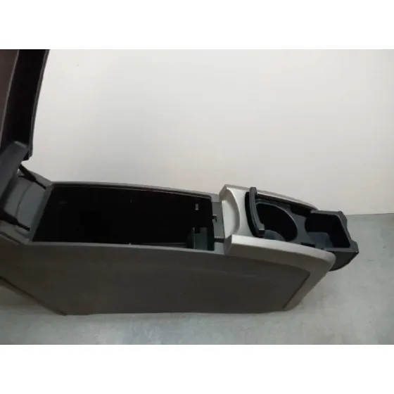 Apoyabrazos Central para Toyota Prius (Nhw20)