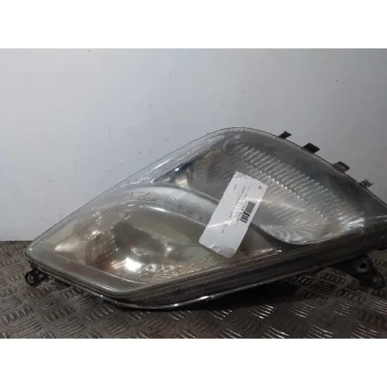 Faro Izquierdo para Toyota Prius (Nhw20)