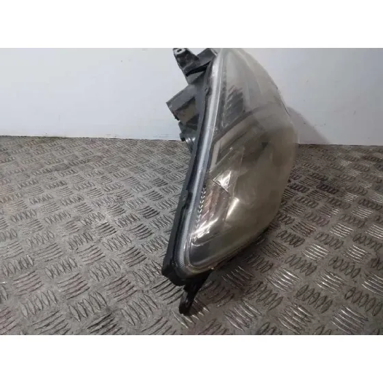 Faro Izquierdo para Toyota Prius (Nhw20)