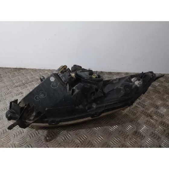 Faro Izquierdo para Toyota Prius (Nhw20)