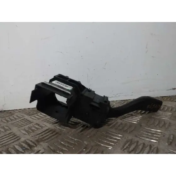 Mando Intermitentes para Audi A4 Avant (8E)