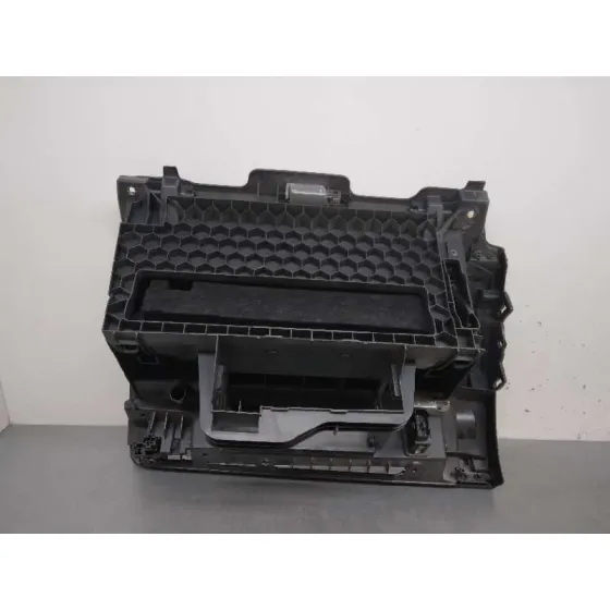 Guantera para Skoda Superb (3V3)