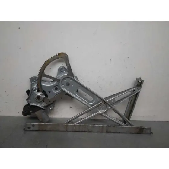 Elevalunas Delantero Derecho para Toyota Yaris