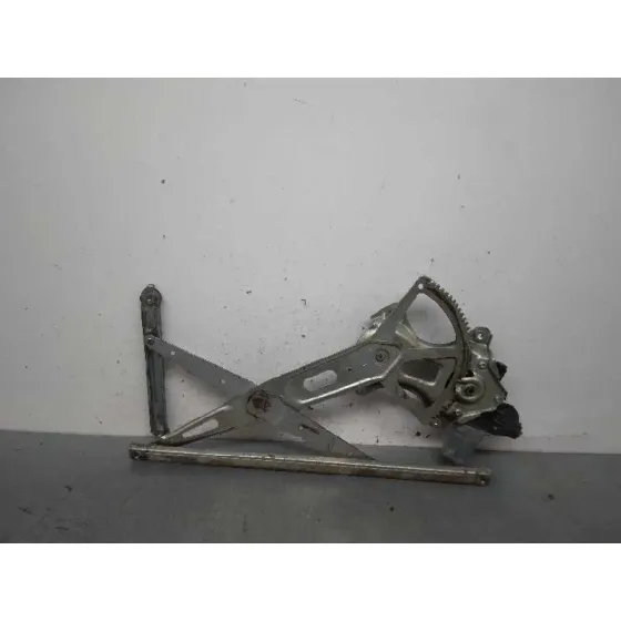 Elevalunas Trasero Izquierdo para Toyota Prius (Nhw20)