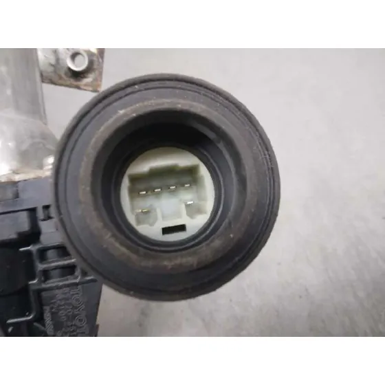Elevalunas Trasero Izquierdo para Toyota Prius (Nhw20)