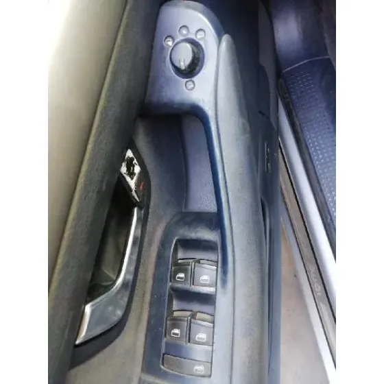 Mando Elevalunas Delantero Izquierdo para Audi A8 (4E2)