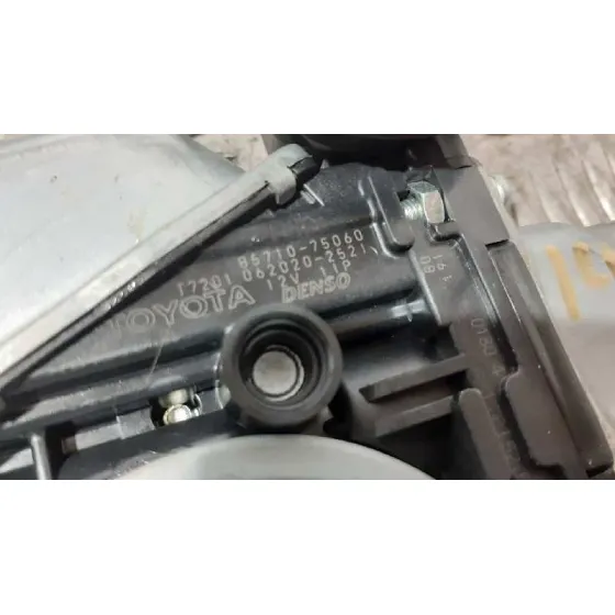Elevalunas Delantero Derecho para Lexus Ct