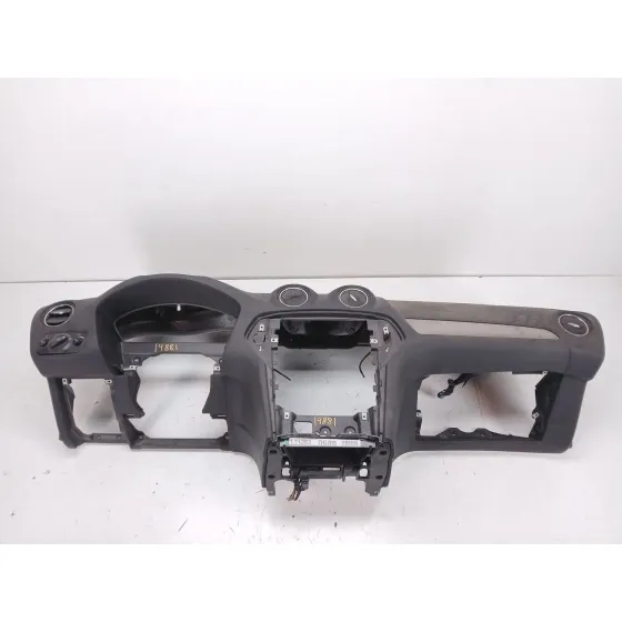Salpicadero para Ford Mondeo Ber. (Ca2)