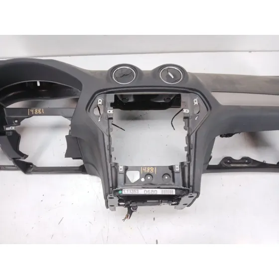Salpicadero para Ford Mondeo Ber. (Ca2)