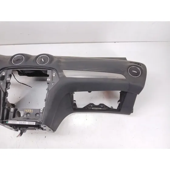 Salpicadero para Ford Mondeo Ber. (Ca2)