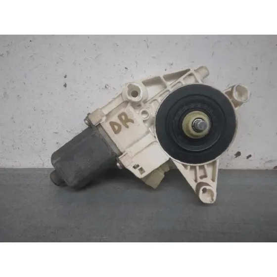 Motor Elevalunas Delantero Derecho para Mercedes-Benz Clase M (W164)