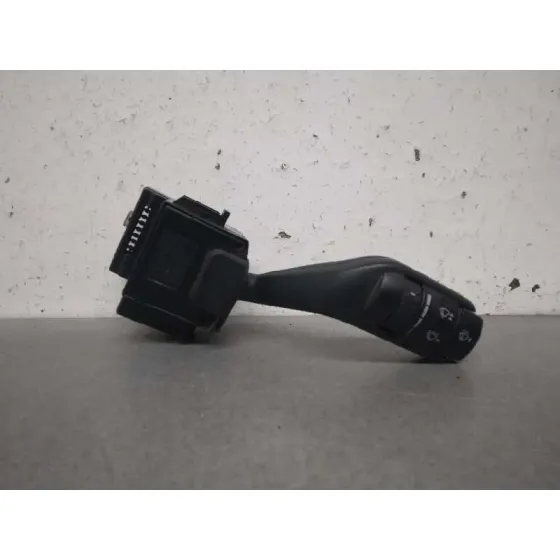 Mando Limpia para Ford Transit Caja Cerrada '06