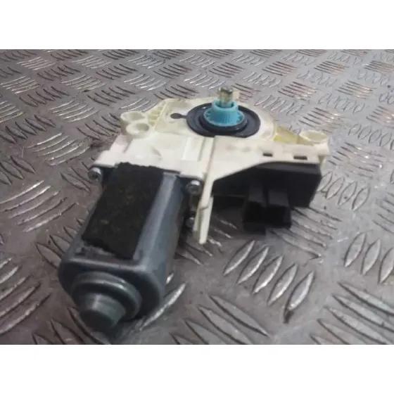 Motor Elevalunas Delantero Derecho para Audi A5 Coupe (8T)