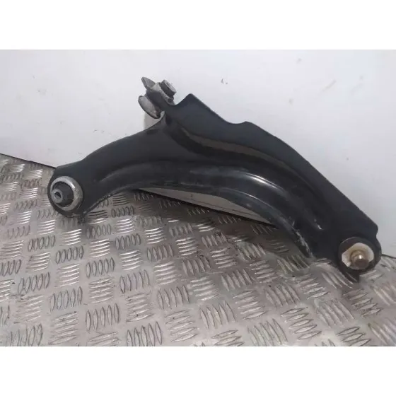 Brazo Suspension Inferior Delantero Derecho para Renault Clio Iv