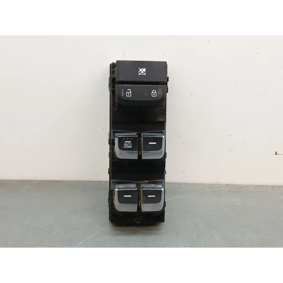 Mando Elevalunas Delantero Izquierdo para Kia Sportage