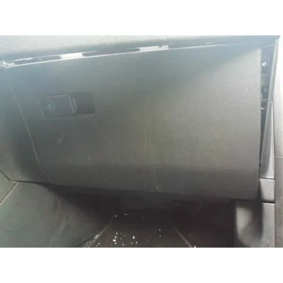 Guantera para Kia Sportage