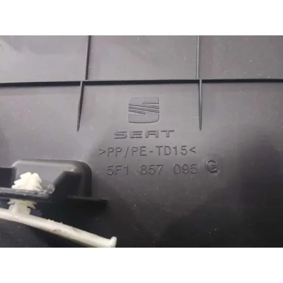 Guantera para Seat Leon (5F1)