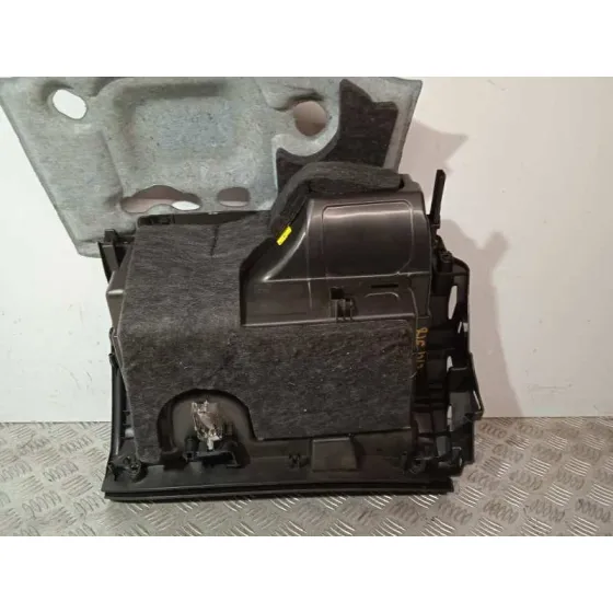 Guantera para Opel Insignia Berlina