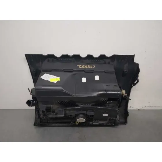 Guantera para Skoda Octavia Berlina (1Z3)