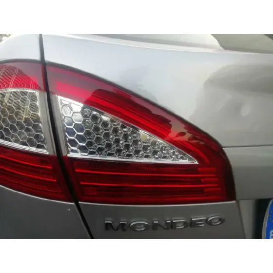 Piloto Trasero Izquierdo Interior para Ford Mondeo Ber. (Ca2)