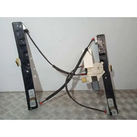 Elevalunas Delantero Izquierdo para Ford Mondeo Ber. (Ca2)
